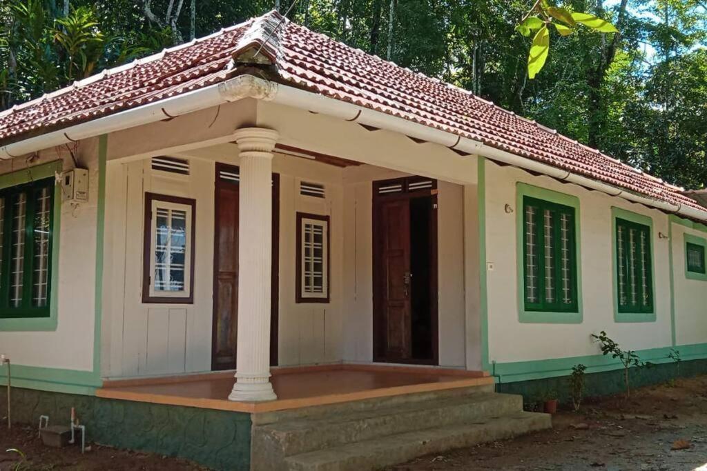Coffee Camp Home Stay With Tree House Kattappana Exteriör bild